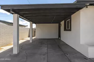 7601 W Sheila Ln, Phoenix, AZ 85033 - Photo 5