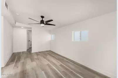 7601 W Sheila Lane, Phoenix, AZ 85033 - Photo 19