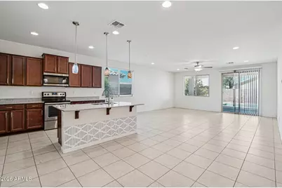 11294 W Vernon Avenue, Avondale, AZ 85392 - Photo 11