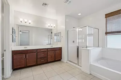 11294 W Vernon Avenue, Avondale, AZ 85392 - Photo 17