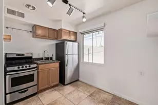 524 W Fairway Dr, Mesa, AZ 85201 - Photo 13