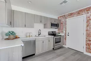 2512 E Thomas Rd, Phoenix, AZ 85016 - Photo 3