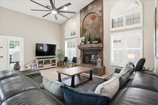 1909 E Coral Tree Dr, Gilbert, AZ 85234 - Photo 187