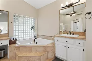 1909 E Coral Tree Dr, Gilbert, AZ 85234 - Photo 23
