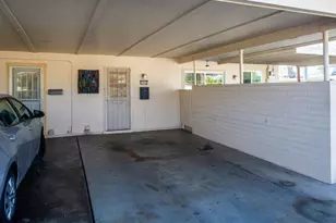 10545 W Coggins Dr, Sun City, AZ 85351 - Photo 19