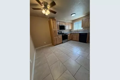 1438 N Shill Drive #Apt 103, Mesa, AZ 85201 - Photo 3