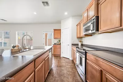 11153 E Sonrisa Avenue, Mesa, AZ 85212 - Photo 7