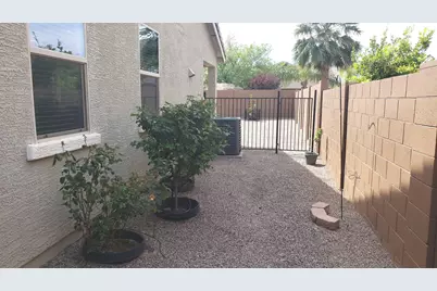 1911 W Half Moon Circle, San Tan Valley, AZ 85144 - Photo 21