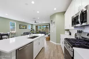 2208 E Palmdale Ln, Gilbert, AZ 85298 - Photo 11