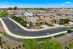 2208 E Palmdale Ln, Gilbert, AZ 85298 - Photo 37