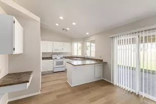 1704 S 39th St, Mesa, AZ 85206 - Photo 7