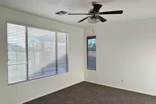 7706 S 24th Dr, Phoenix, AZ 85041 - Photo 15