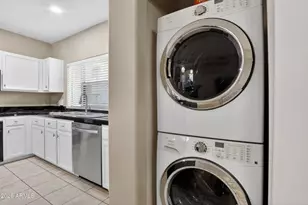 1081 W 1st St, Tempe, AZ 85281 - Photo 15