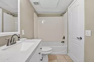 1081 W 1st St, Tempe, AZ 85281 - Photo 11