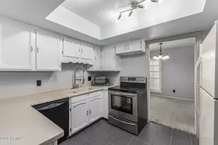 8231 N 21st Dr, Phoenix, AZ 85021 - Photo 11