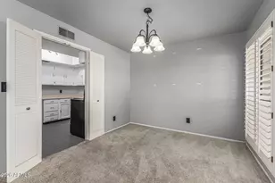 8231 N 21st Dr, Phoenix, AZ 85021 - Photo 9