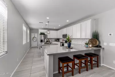 1747 E Chelsea Lane, Gilbert, AZ 85295 - Photo 11