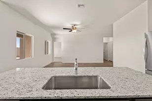 657 W Red Hawk Ct, Casa Grande, AZ 85122 - Photo 7