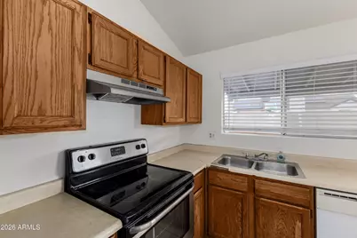 4537 N 79th Avenue, Phoenix, AZ 85033 - Photo 13