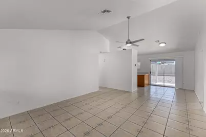 4537 N 79th Avenue, Phoenix, AZ 85033 - Photo 7