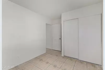 4537 N 79th Avenue, Phoenix, AZ 85033 - Photo 21