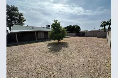 18202 N 33rd Avenue, Phoenix, AZ 85053 - Photo 11