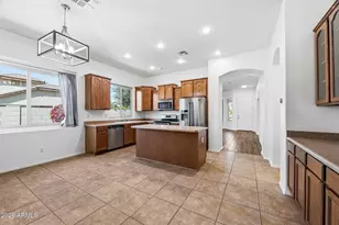 1447 E Carob Pl, Chandler, AZ 85286 - Photo 3