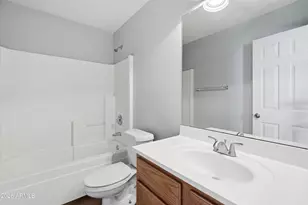 1425 S Lindsay Rd, Mesa, AZ 85204 - Photo 23