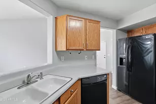 1425 S Lindsay Rd, Mesa, AZ 85204 - Photo 11