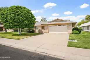 9518 W Oak Ridge Dr, Sun City, AZ 85351 - Photo 1