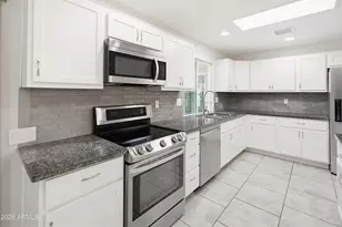 9518 W Oak Ridge Dr, Sun City, AZ 85351 - Photo 9