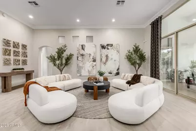 103 W Vista Avenue, Phoenix, AZ 85021 - Photo 5