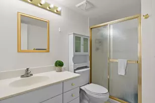 7910 E Camelback Rd, Scottsdale, AZ 85251 - Photo 13