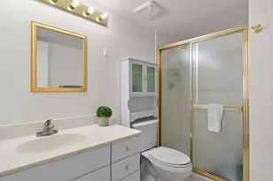 7910 E Camelback Rd, Scottsdale, AZ 85251 - Photo 11