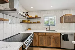 427 E Erie Dr, Tempe, AZ 85282 - Photo 9