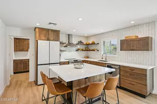 427 E Erie Dr, Tempe, AZ 85282 - Photo 11