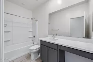 2435 W Kowalsky Ln, Phoenix, AZ 85041 - Photo 3