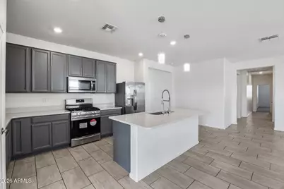 2435 W Kowalsky Lane, Phoenix, AZ 85041 - Photo 13