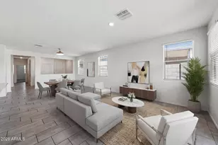 2435 W Kowalsky Ln, Phoenix, AZ 85041 - Photo 7