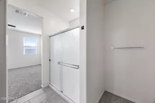 2435 W Kowalsky Ln, Phoenix, AZ 85041 - Photo 23