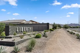 2435 W Kowalsky Ln, Phoenix, AZ 85041 - Photo 25