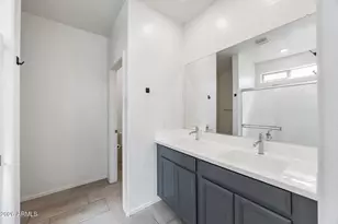 2435 W Kowalsky Ln, Phoenix, AZ 85041 - Photo 19