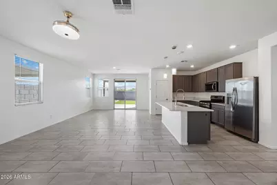 2435 W Kowalsky Lane, Phoenix, AZ 85041 - Photo 15