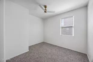 2435 W Kowalsky Ln, Phoenix, AZ 85041 - Photo 17