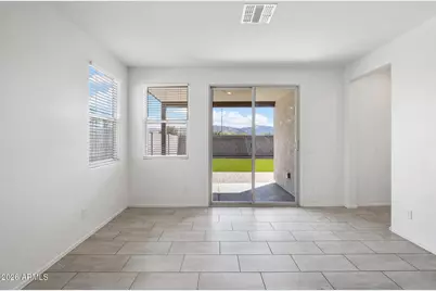 2435 W Kowalsky Lane, Phoenix, AZ 85041 - Photo 11
