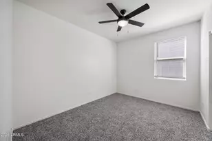 2435 W Kowalsky Ln, Phoenix, AZ 85041 - Photo 5