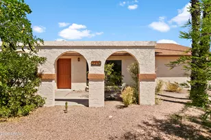2346 E Mescal St, Phoenix, AZ 85028 - Photo 1
