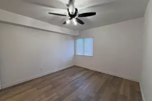 302 E Monte Vista Rd, Phoenix, AZ 85004 - Photo 11