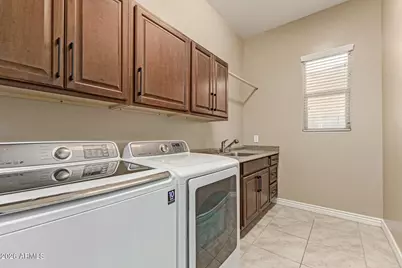 18456 W Paradise Lane, Surprise, AZ 85388 - Photo 37