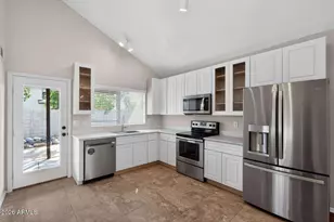 4752 W McRae Way, Glendale, AZ 85308 - Photo 9